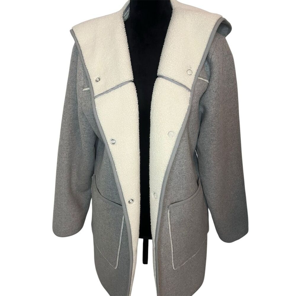 NWT Mo-Ka Women's Gray Sherpa Lined Hooded Overcoat Size L Winter Coat - Picture 5 of 10
